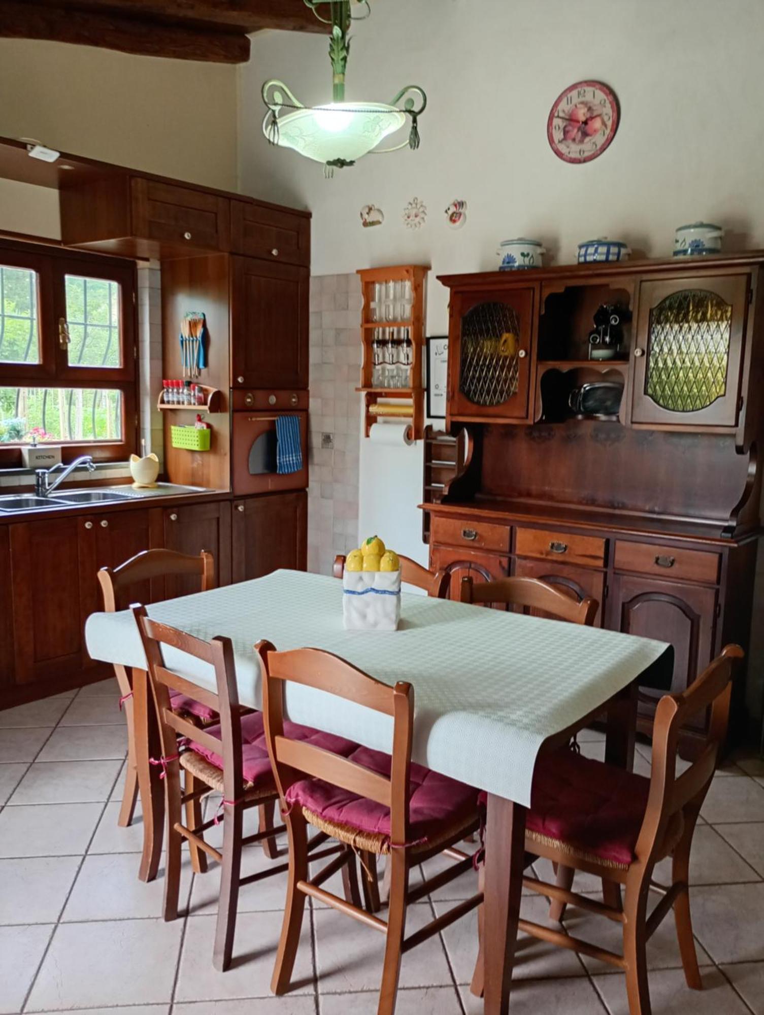 Independent Villa With Private Beach On The Lake Bracciano  Ngoại thất bức ảnh